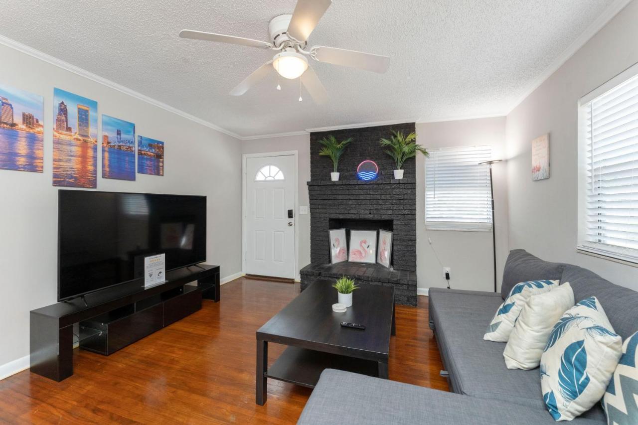 King Bedroom 2Bed1Bath Sleeps 4 Close To Town Center Downtown Beach Mayo Clinic Jacksonville Ngoại thất bức ảnh